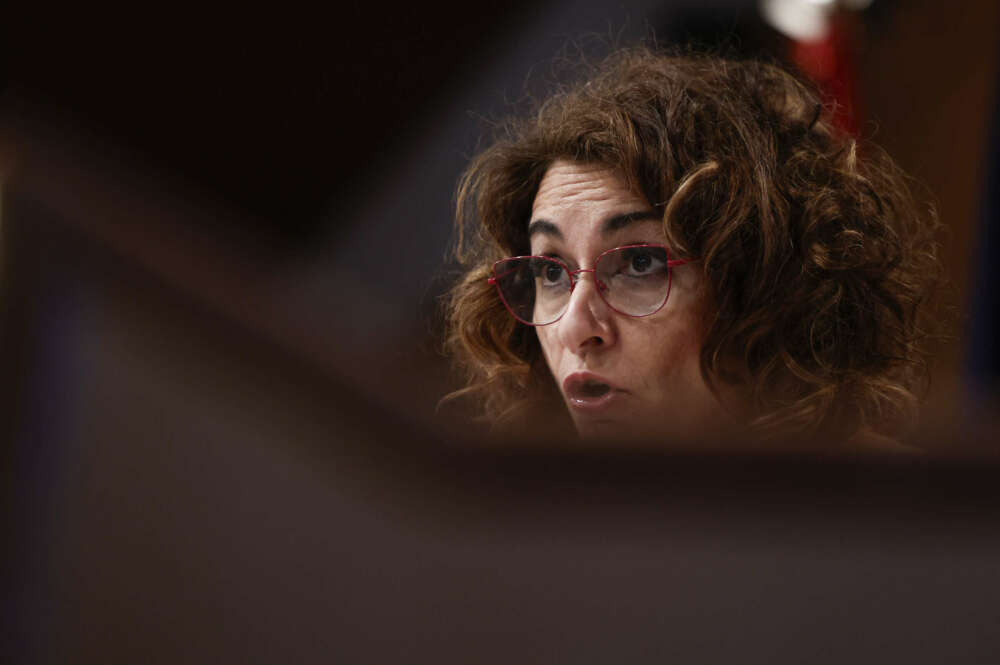 La vicepresidenta primera y ministra de Hacienda, María Jesús Montero. EFE/ Sergio Pérez