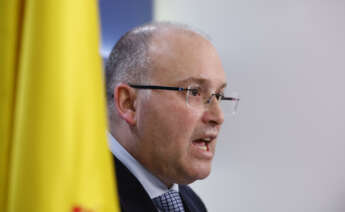 MADRID, 04/03/2024.- El portavoz del grupo popular en el Congreso, Miguel Tellado, ofrece una rueda de prensa tras presentar en el Registro de la Cámara Baja la petición de dimisión de la presidenta del Congreso, Francina Armengol, por el caso Koldo, este lunes. EFE/ Javier Lizon