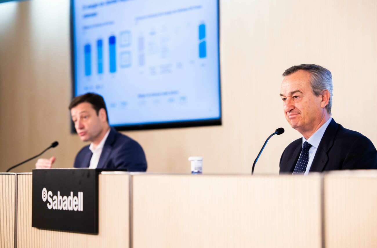 De izq. a dcha. Leopoldo Alvear, CFO de Sabadell, y César González-Bueno, CEO. Banco Sabadell