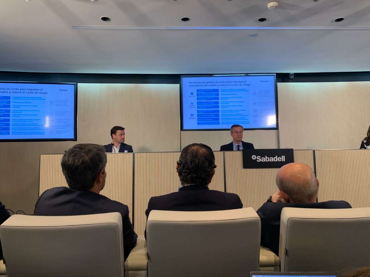 César González-Bueno, CEO de Banco Sabadell, durante la rueda de prensa de los resultados. 