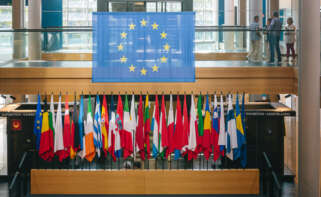 ESTRASBURGO, FRANCIA - 13 DE JULIO DE 2023: Detalle de las banderas de los países miembros de la Unión Europea en el interior del Parlamento Europeo, institución parlamentaria que en la Unión Europea representa a los ciudadanos europeos y ejerce el Poder legislativo. EUROCÁMARA;EUROPARLAMENTO;CÁMARA EUROPEA;POLÍTICA;INTERNACIONAL;UE;UNIÓN EUROPEA;ALEX FLORES Europa Press / Europa Press (Foto de ARCHIVO) 17/7/2023