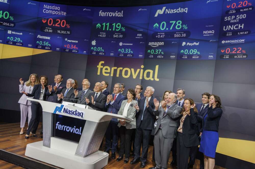 Directivos de Ferrovial en su debut en el Nasdaq. Foto EFE/EPA/ Sarah Yenesel