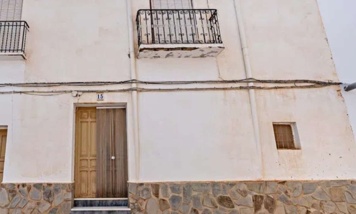 La casa de Ugíjar cuenta con varias habitaciones. Foto: Idealista.
