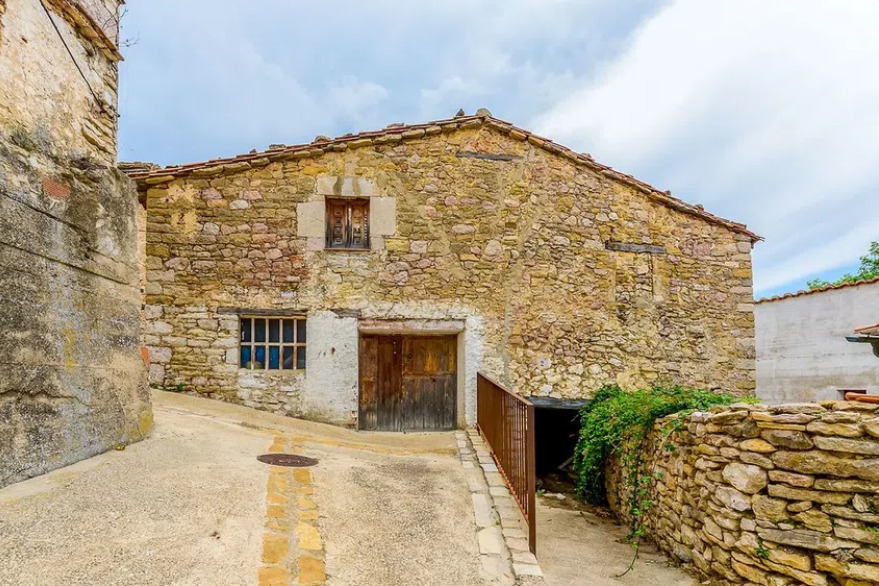 La superficie de la casa se sitúa en torno a los 160 metros cuadrados. Foto: Idealista.