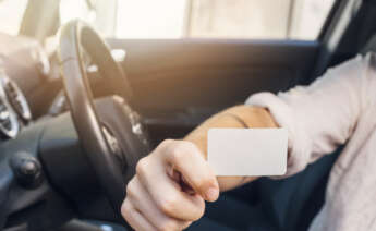 Un carnet de conducir. Foto: Freepik