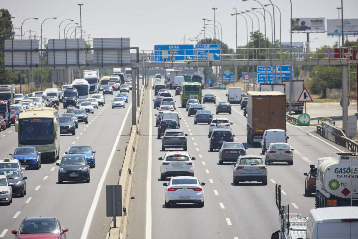 Un conjunto de coches. Foto: Europa Press.