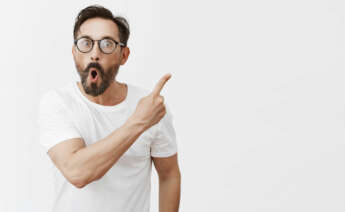 Un hombre expresa sorpresa. Foto: Freepik.