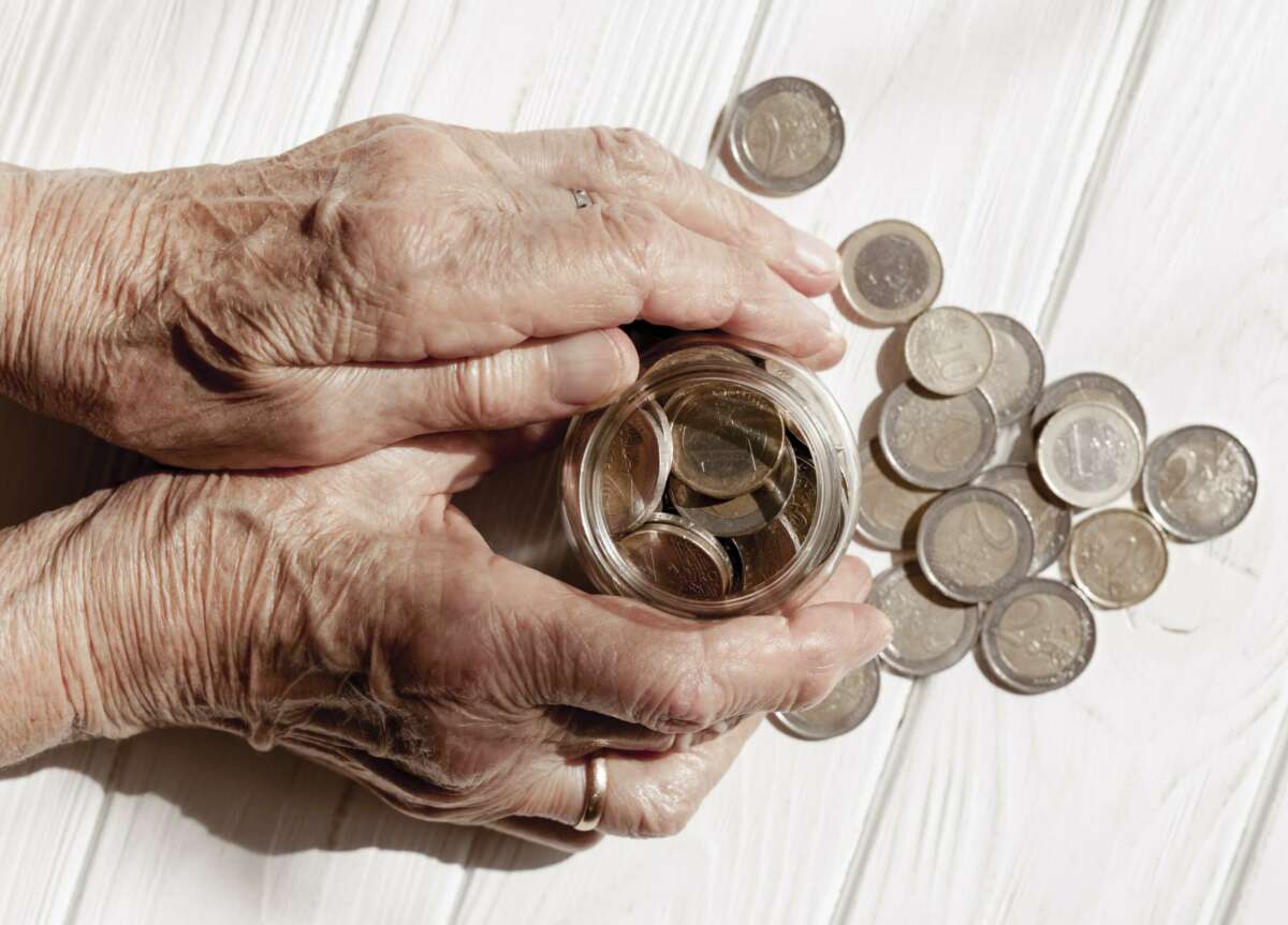 Doña Berta Lombán Guerra, originaria de Galicia, dejó su herencia a la Diputación como un legado para la comunidad soriana. Foto: Freepik. Caixabank.