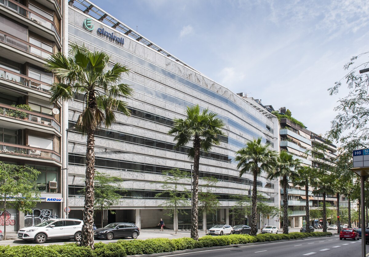 Sede de Almirall en Barcelona. Foto: Wikipedia.