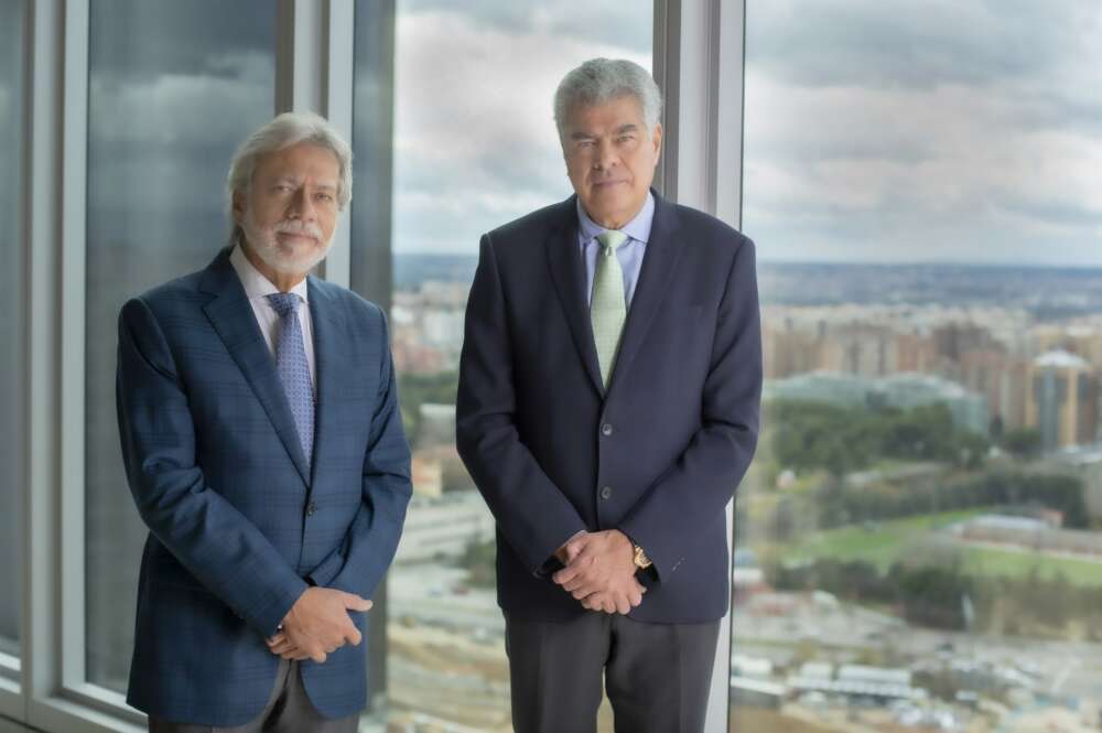 Archivo - Luis y Mauricio Amodio, principales accionistas de OHLA. José Elías.
