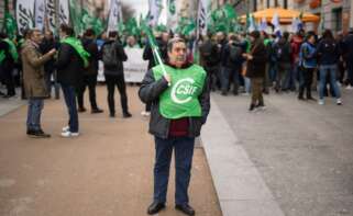 Los funcionarios salen a la calle