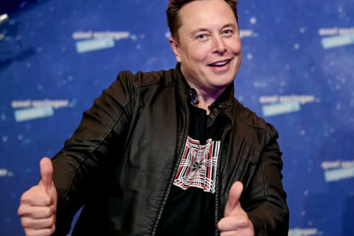 Elon Musk Tesla Jeff Bezos Amazon