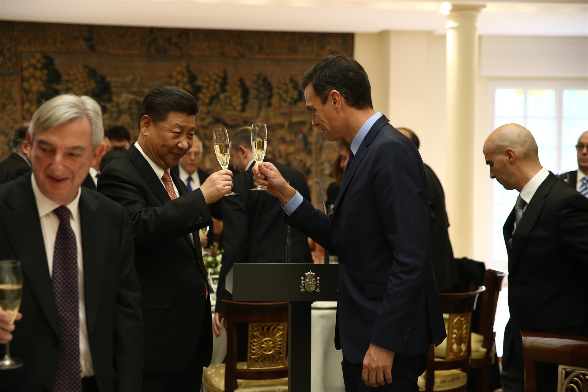 El presidente del Gobierno, Pedro Sánchez, durante un almuerzo oficial con el presidente de China, Xi Jinping, en imagen de archivo.