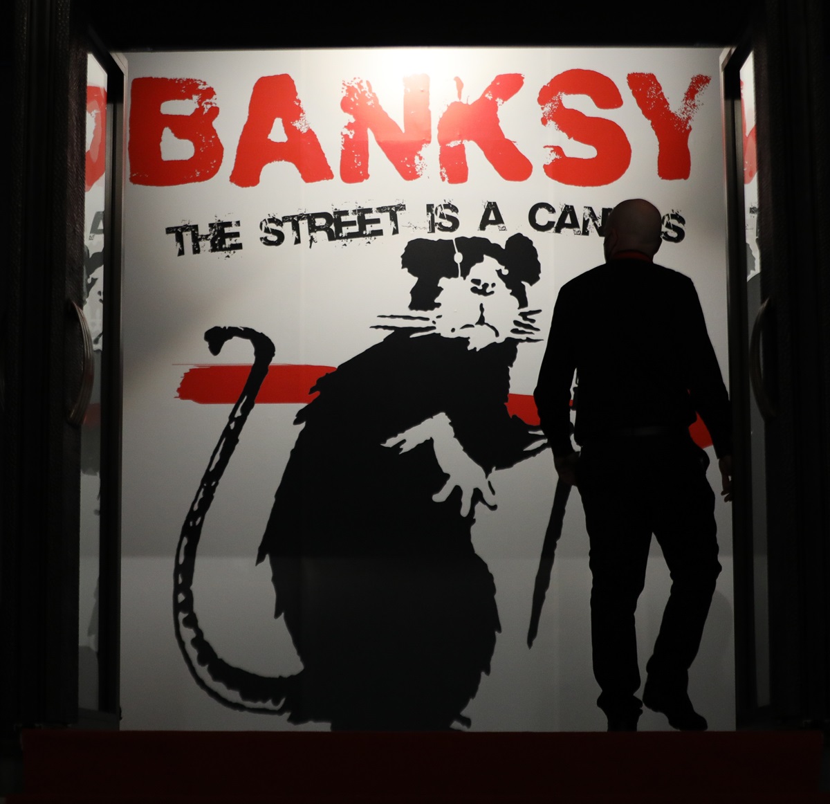 Cartel de la exposición ‘Banksy. The Street is a Canvas’