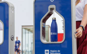  Aigües de Barcelona instaló fuentes de agua en la última edición de la Copa América de vela para reducir los residuos plásticos