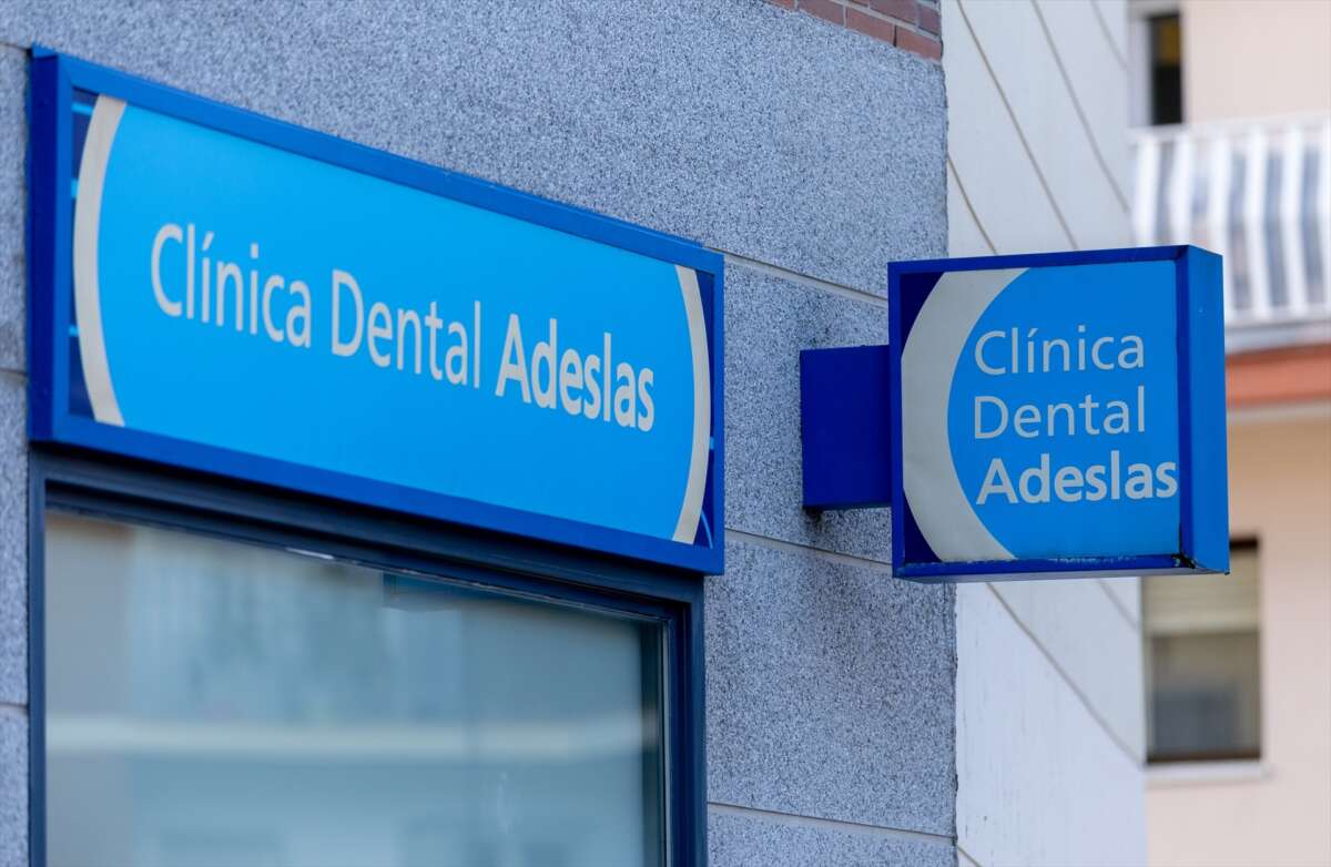 Adeslas se enfrenta a una nueva crisis