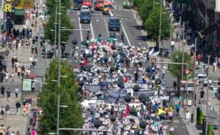 Manifestación convocada por el colectivo J2 en la Gran Vía de Madrid