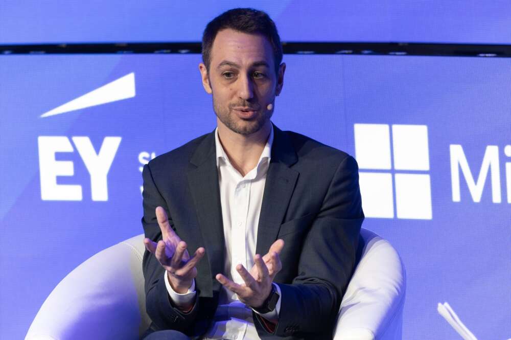 El director general de Airbnb Marketing Services SL, Jaime Rodríguez de Santiago, interviene durante la tercera jornada de la V edición del foro económico español. Eduardo Parra / Europa Press