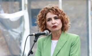 Archivo - La vicepresidenta primera del Gobierno y ministra de Hacienda, María Jesús Montero
