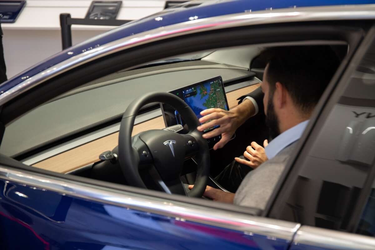Exhibición del coche Model 3 de TESLA en Barcelona David Zorraquino / Europa 