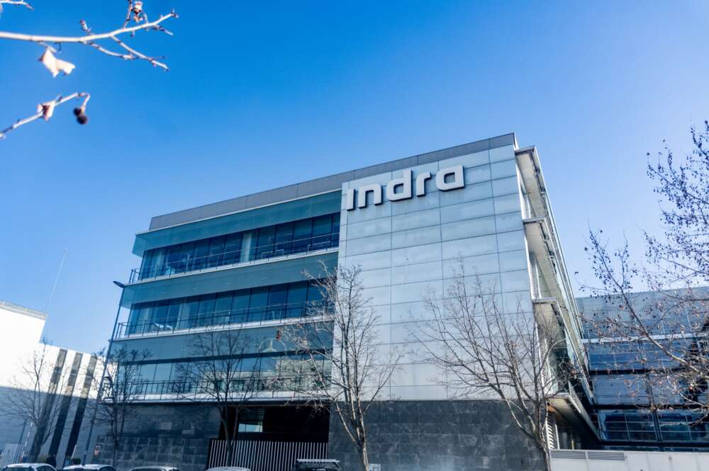 Fachada de la sede de Indra. Foto: Europa Press.