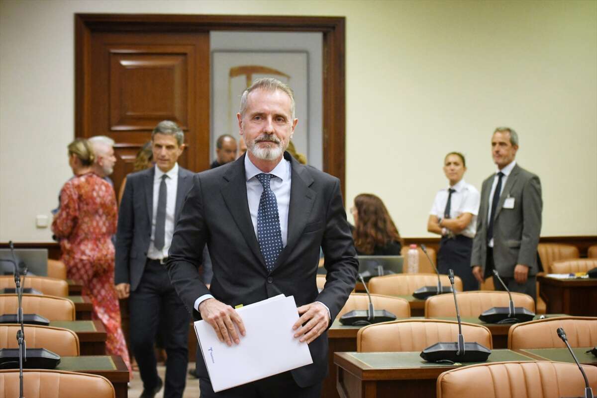El presidente ejecutivo de Telefónica, Marc Murtra, a su llegada a la compareciencia ante la Comisión Mixta de Seguridad Nacional, en el Congreso de los Diputados. Foto: Fernando Sánchez / Europa Press