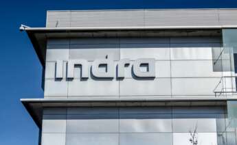 Archivo - Fachada de la sede de Indra