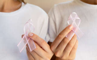 Cáncer de mama. Foto: Freepik.