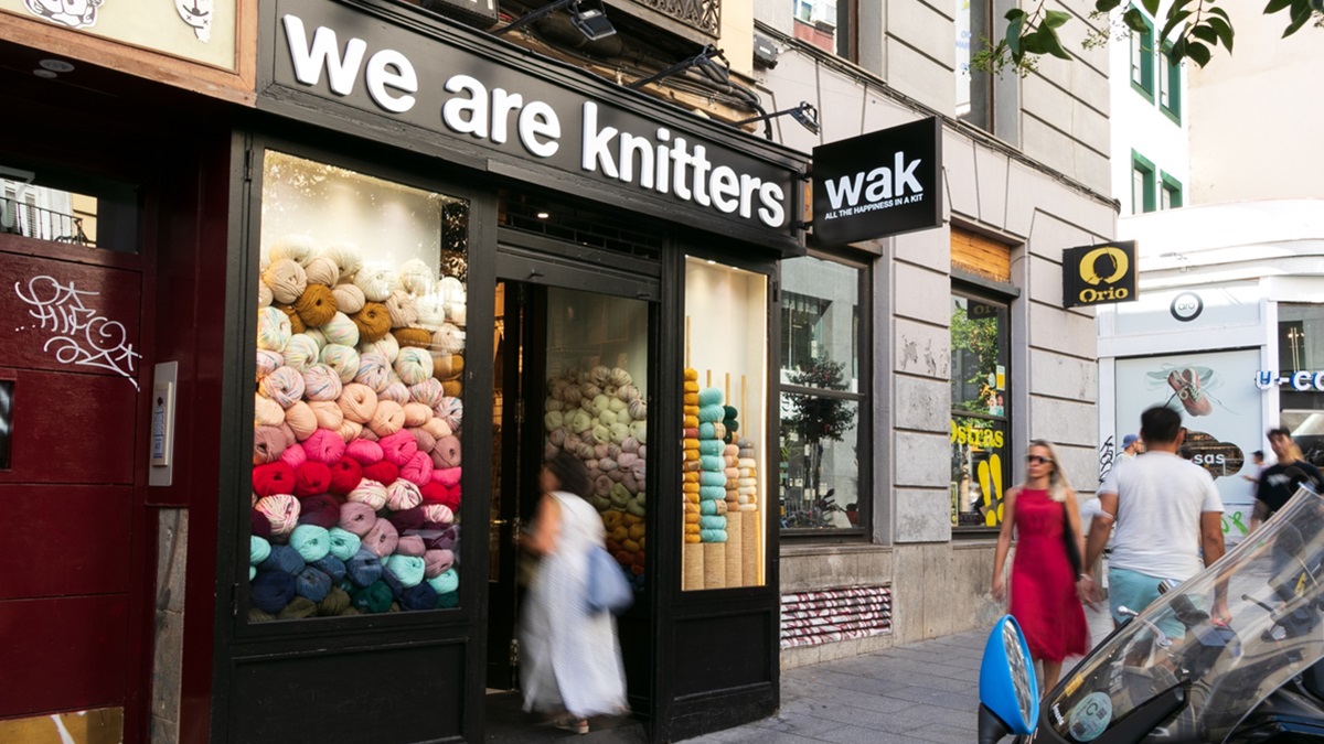 Una de las tiendas físicas de We Are Knitters en Madrid