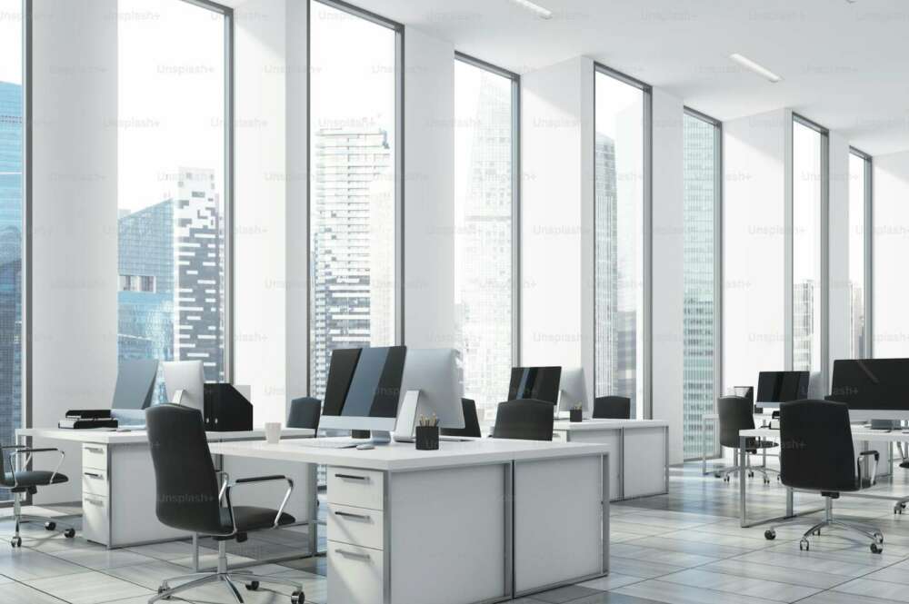 La carga fiscal sobre el empleo alcanza máximos históricos mientras los salarios reales y la productividad siguen sin reaccionar