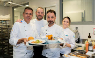 Los chefs Oriol Castro y Eduard Xatruch han acudido a la Clínica Diagonal de Barcelona,