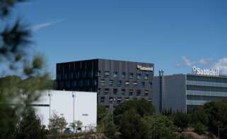 Exterior de la sede de Banco Sabadell.