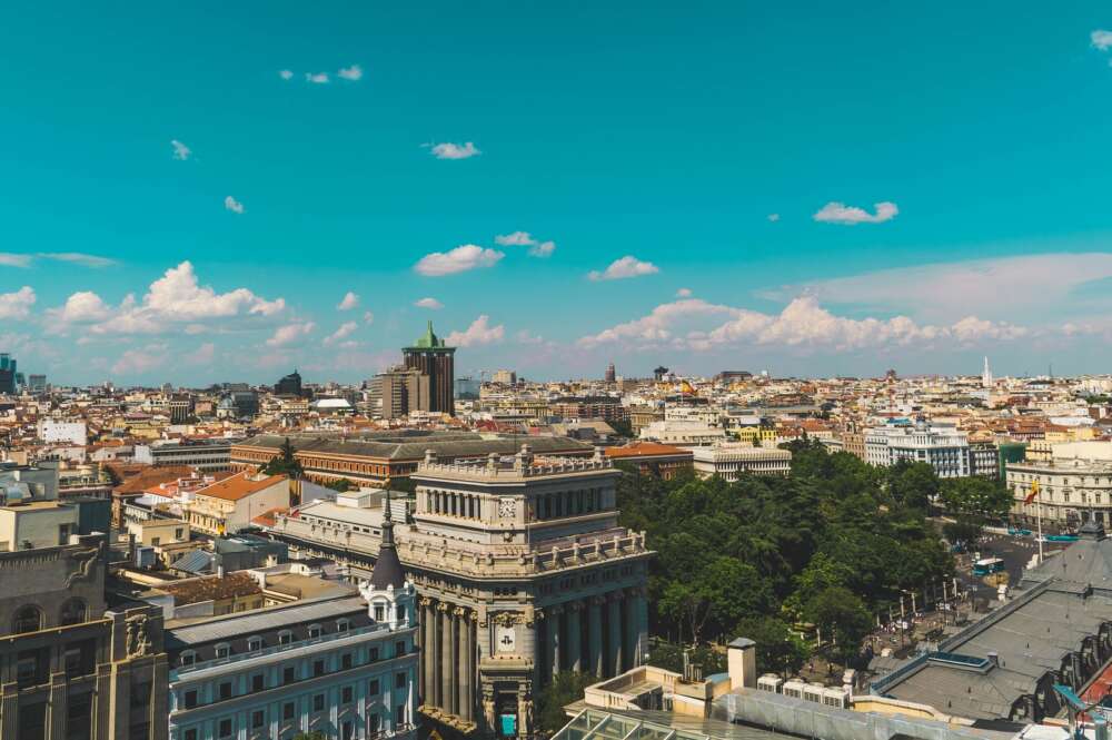 dgt zona bajas emisiones ayuntamientos