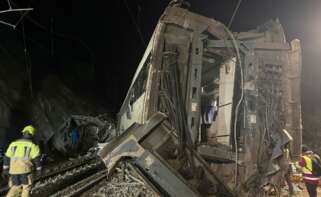 Imagen de uno de los dos trenes que han descarrilado a la altura de Adamuz, Córdoba, este domingo 18 de enero de 2026