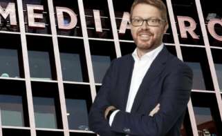 La compañía audiovisual impulsa un plan de reestructuración tras la pérdida de contratos clave y la caída de ingresos, con un expediente de regulación de empleo que podría afectar a unos 250 trabajadores en España.