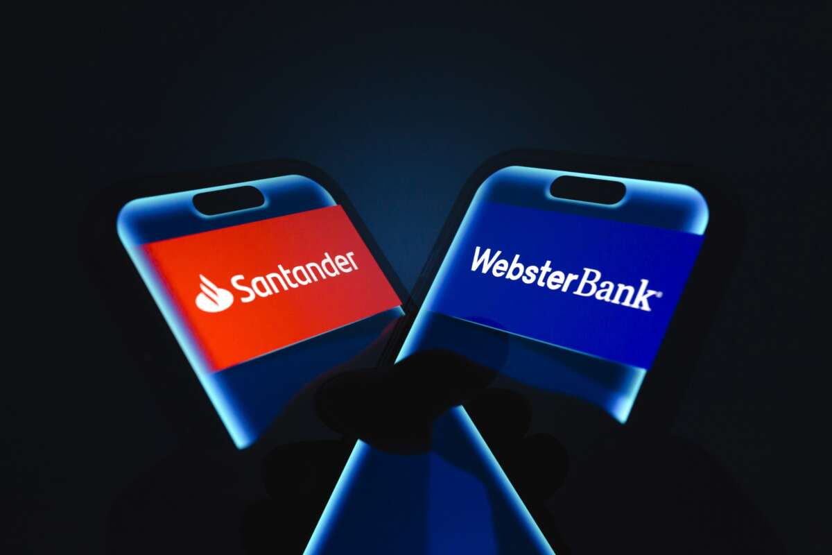 Santander y Webster Bank