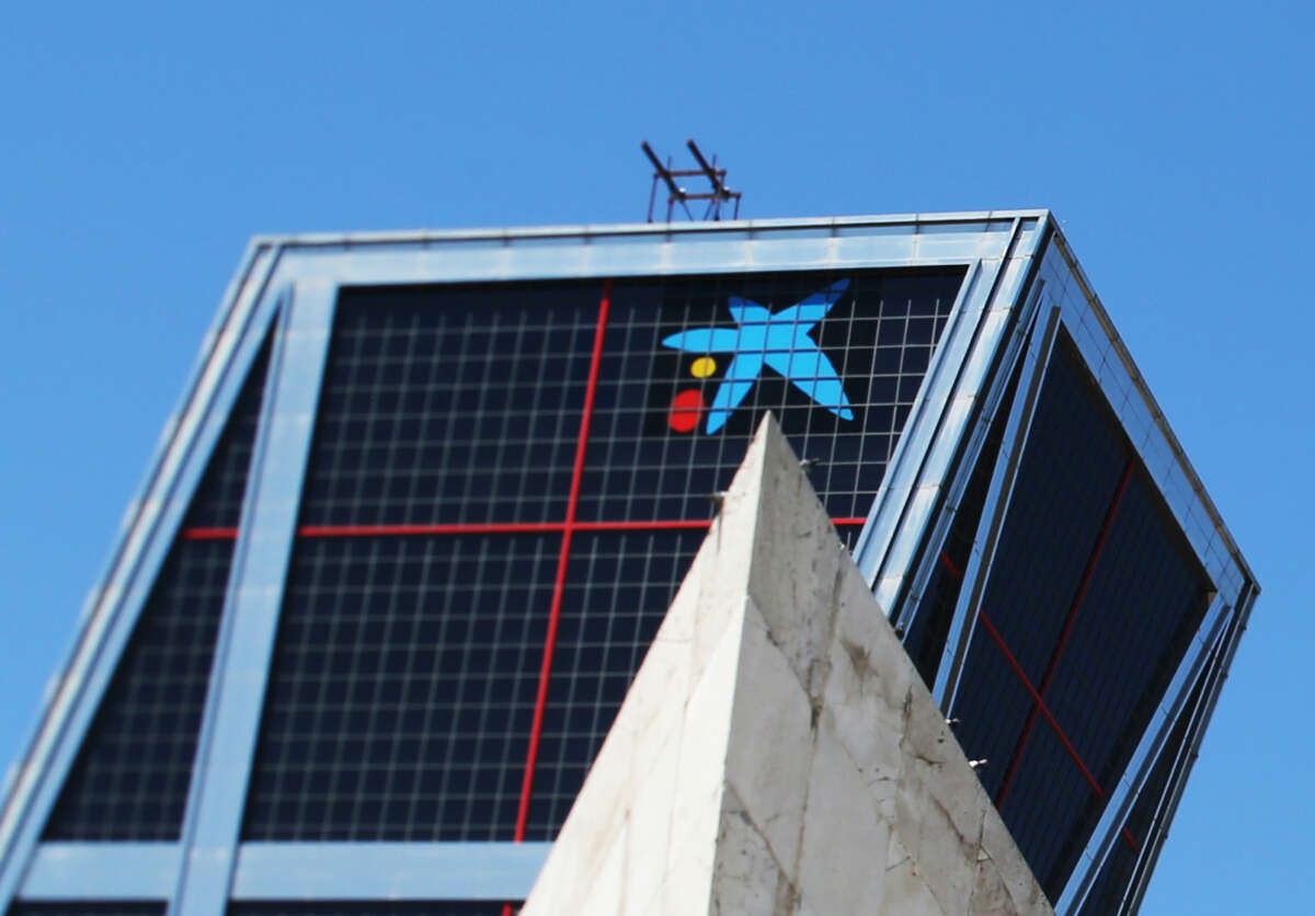 Archivo - La sede nacional de Caixabank.