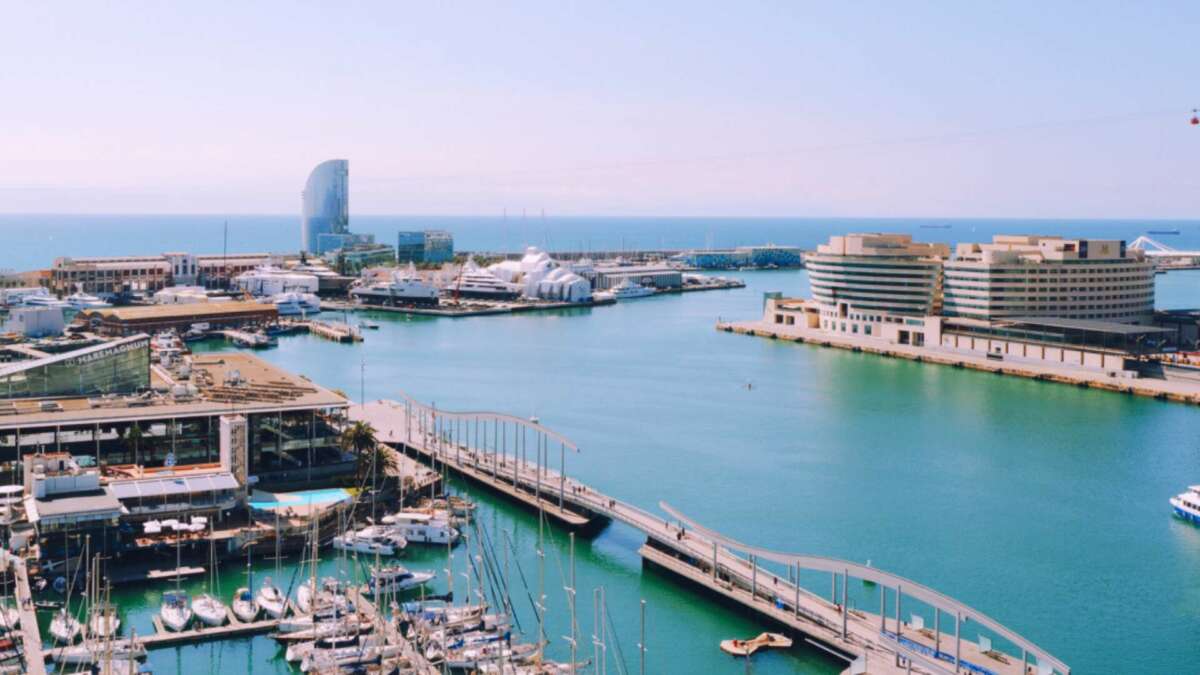 Puerto de Barcelona.