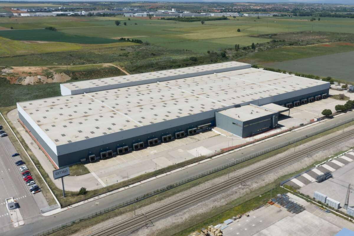 Fotografía aérea de las instalaciones en Alovera