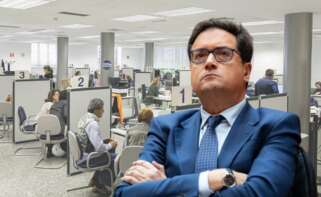 Funcionarios. Óscar López.
