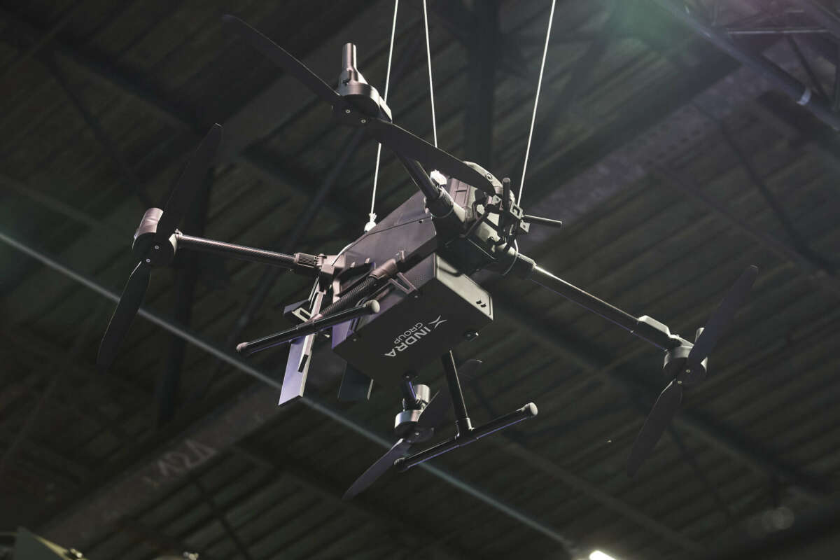 Indra presenta un nuevo sistema de dron embarcado en Eurosatory