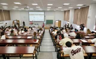 Imágenes de la primera jornada de la Prueba de Acceso a la Universidad (PAU) de 2026 en Málaga. Foto: Álex Zea / Europa Press.