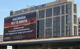 Lona colgada por Robert Amsterdam