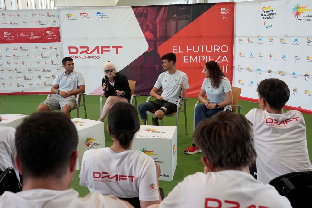 Personas con discapacidad física, visual o parálisis cerebral participaron en el primer draft paralímpico de la temporada. Foto: CaixaBank.