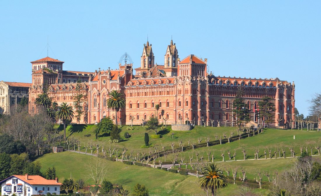 Antiguo Seminario Mayor de Comillas — sede del evento de Espinosa de los Monteros