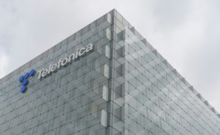 Exterior de la sede de Telefónica, en el ensanche de Las Tablas, en el distrito de Fuencarral-El Pardo, en Madrid (España). Foto: Europa Press.