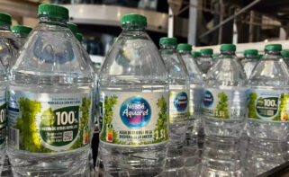 Nestlé reactiva la venta de su negocio del agua tras el ajuste de plantilla