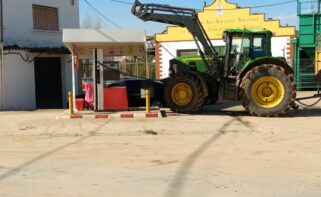 Tractor