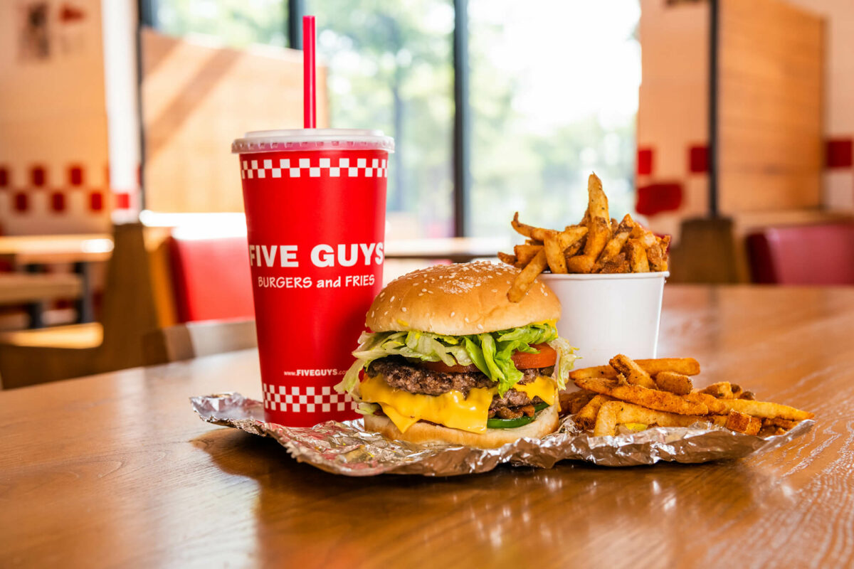 Productos de Five Guys. Foto: Five Guys.
