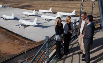 La consellera Salomé Pradas, en el aeropuerto de Castellón